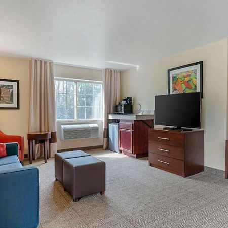 Comfort Suites Lake Geneva East Exteriör bild